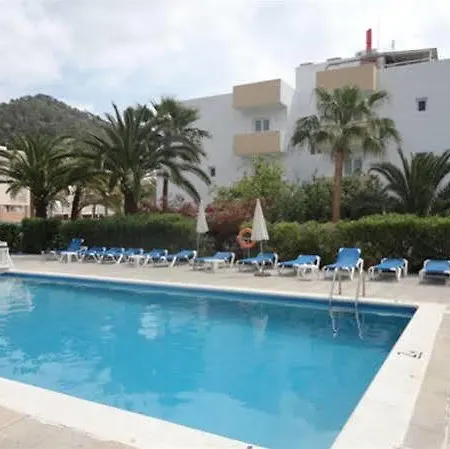 Ses Veles * Cala Llonga (Ibiza)